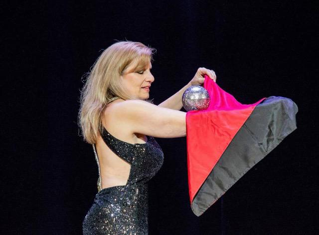 ADMC 2025 featured magician Jania Taylor